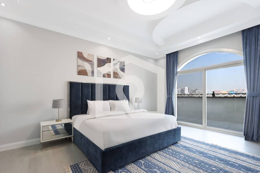 Luxurious 5 Bedroom Villa with Private Pool - Image 27