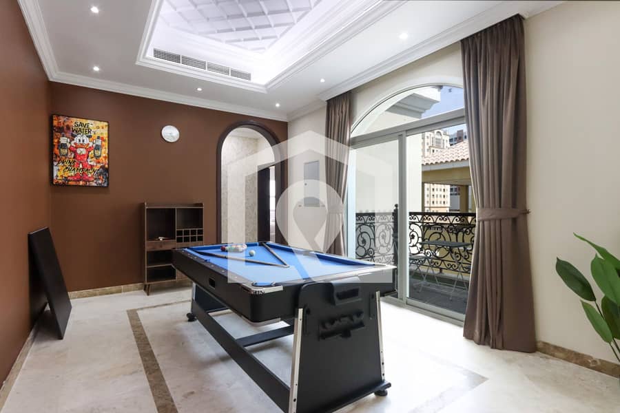 Luxurious 5 Bedroom Villa with Private Pool - Image 43