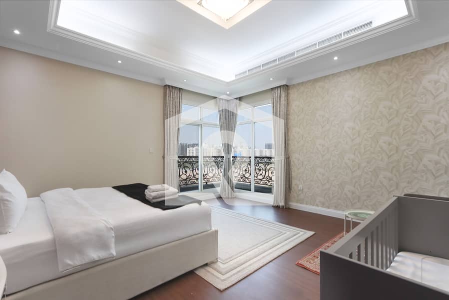 Luxurious 5 Bedroom Villa with Private Pool - Image 46