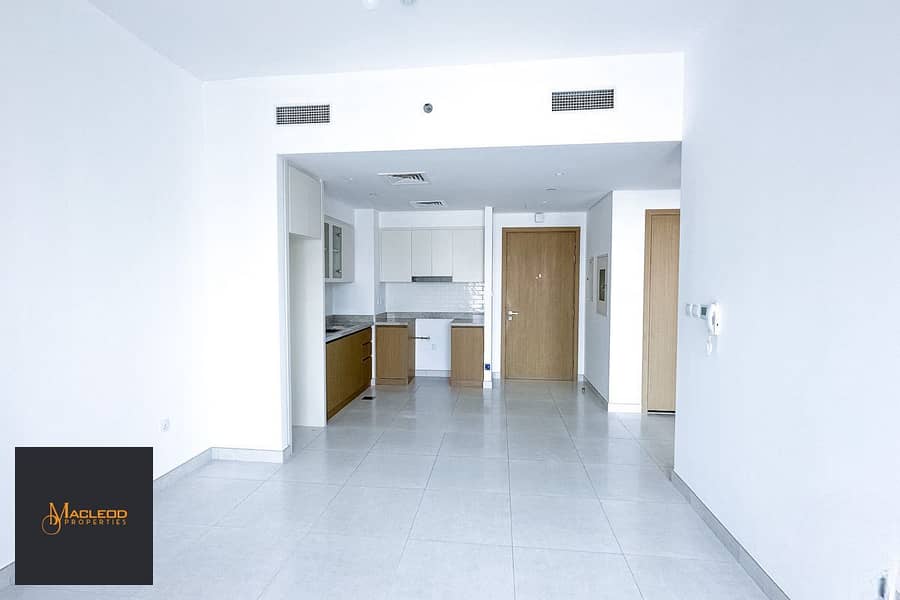 4 Apartment-Creekside-18-Tower-B-80163-1694421119585-Photoroom. png