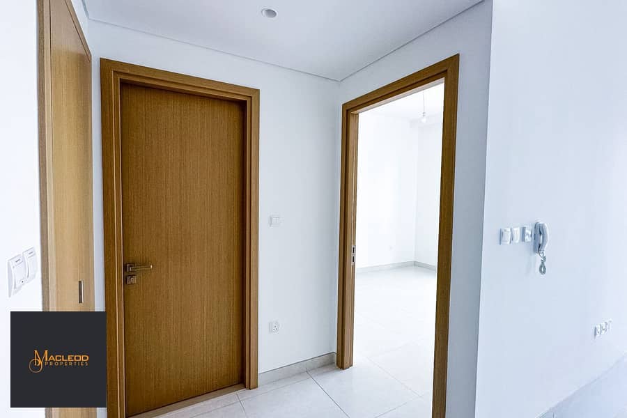 7 Apartment-Creekside-18-Tower-B-80163-1694420609817-Photoroom. png