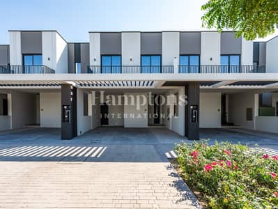 3 Bedroom Townhouse for Rent in Dubai South, Dubai - Modern Home | Maids Room | Fully Equipped