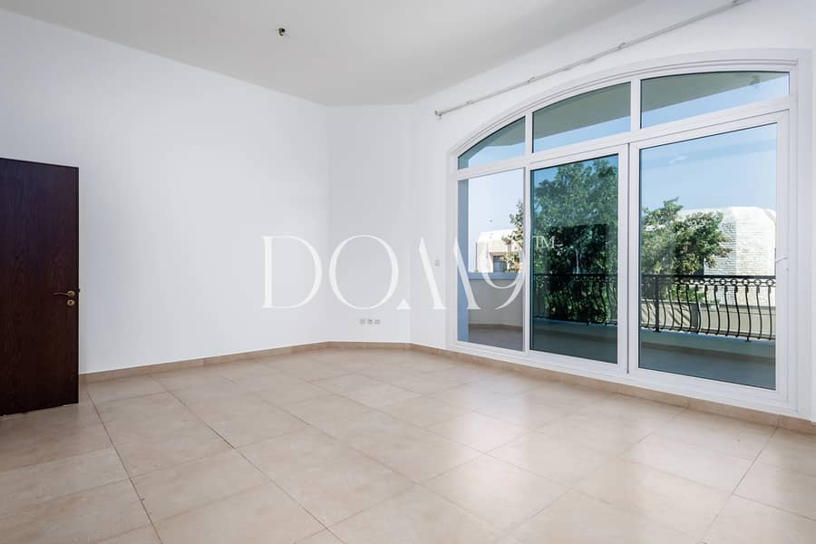 Villa on the beach / Private Pool / Vacant - Image 7