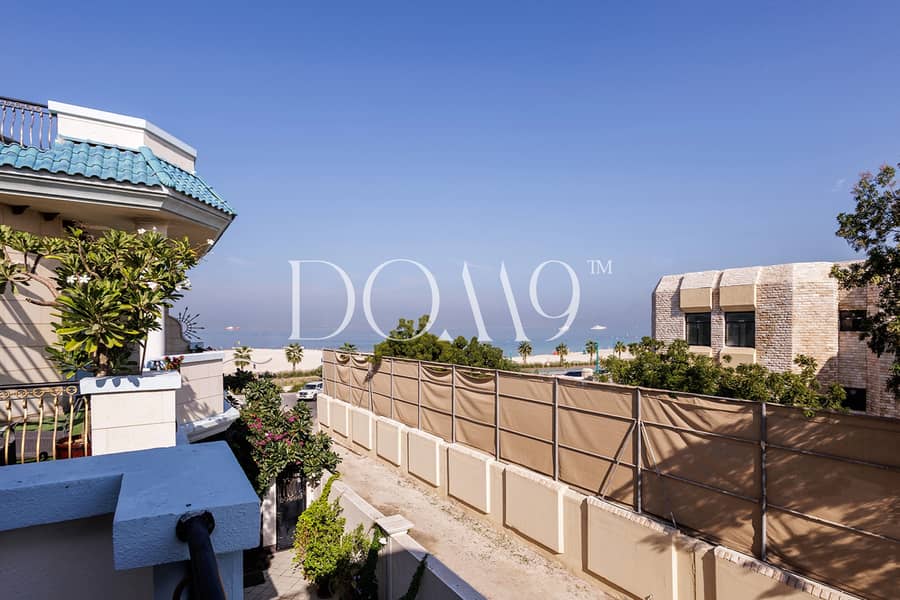 Villa on the beach / Private Pool / Vacant - Image 9