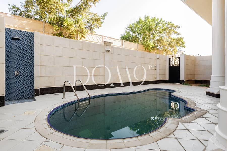 Villa on the beach / Private Pool / Vacant - Image 23