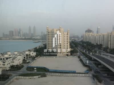 Lovely 3br+M Fully Furnished Palm in Jumeirah Lovely 3br+M Fully Furnished Palm in Jumeirah