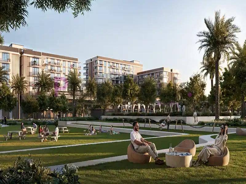 Luxury Waterfront Living | Modern Layout | Amazing - Image 10