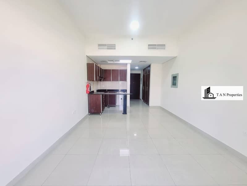 Bright and Clean | Lavish Living | Close to Mall