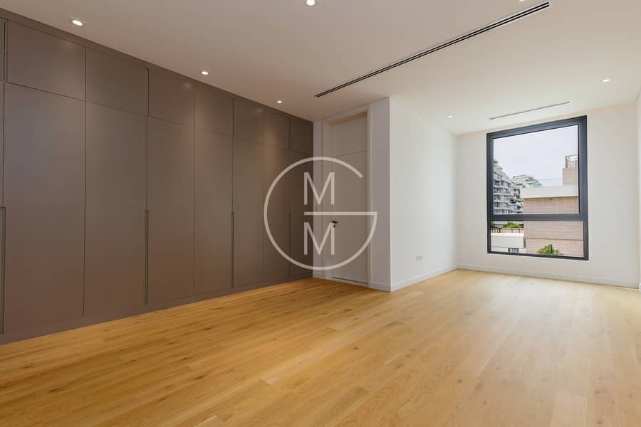 Detached Villa, 6 Beds, Vastu Compliant - Image 13