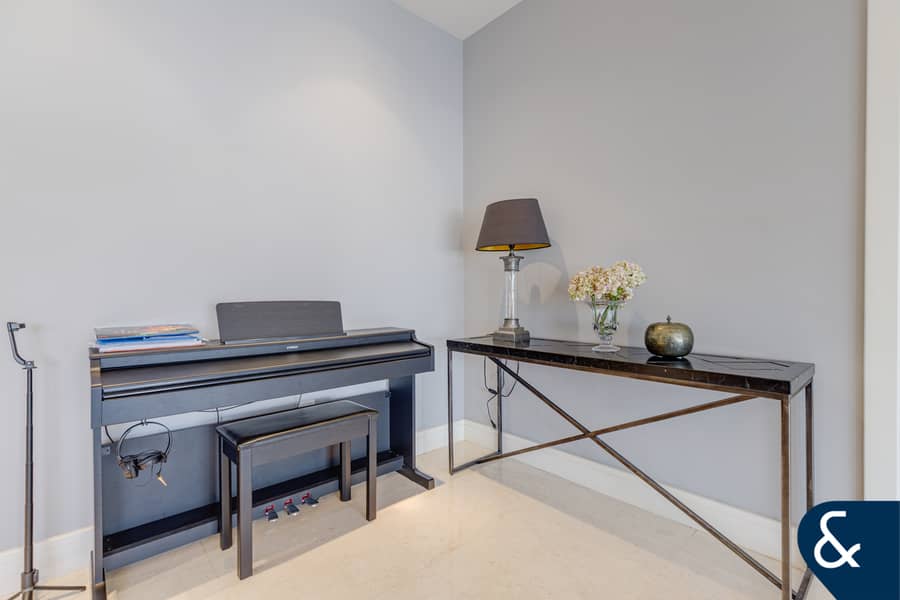 Exclusive | Upgraded | Best Option | 3 Bed - Image 12