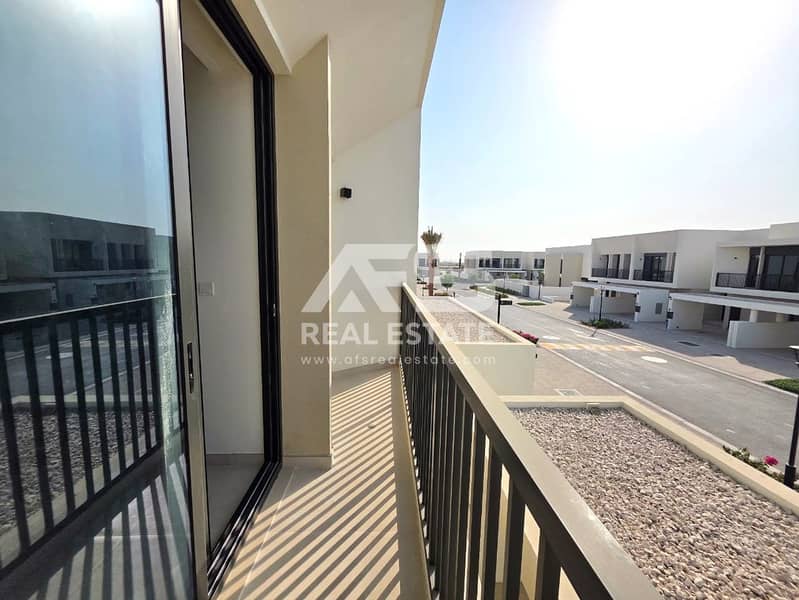 Single Row / No Construction View / Flexible Cheques