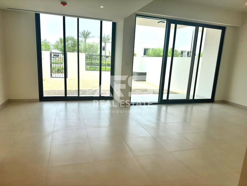 Single Row / No Construction View / Flexible Cheques