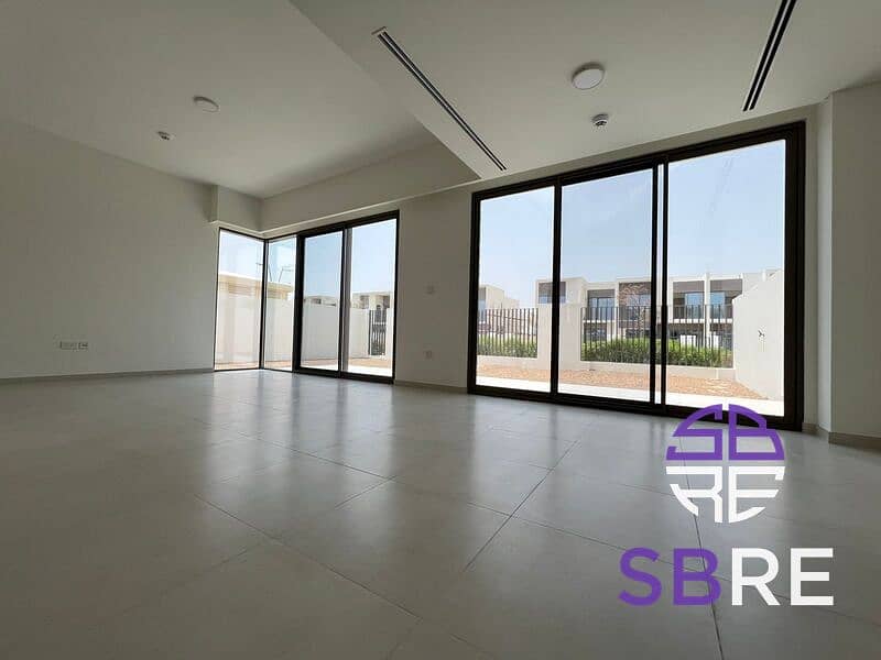 Next to Golden Beach | Secluded Corner Unit | Huge