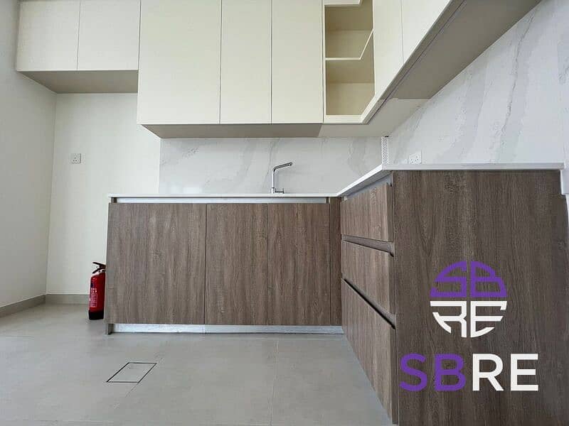 Next to Golden Beach | Secluded Corner Unit | Huge