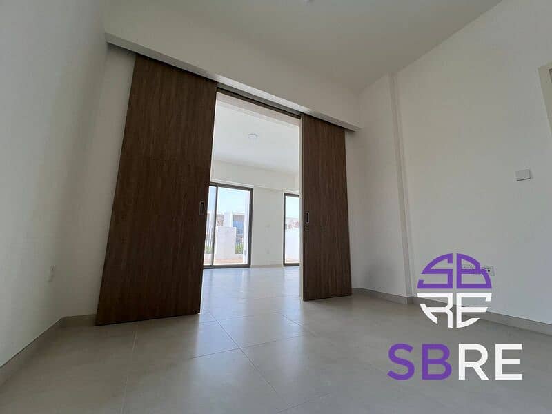 Next to Golden Beach | Secluded Corner Unit | Huge