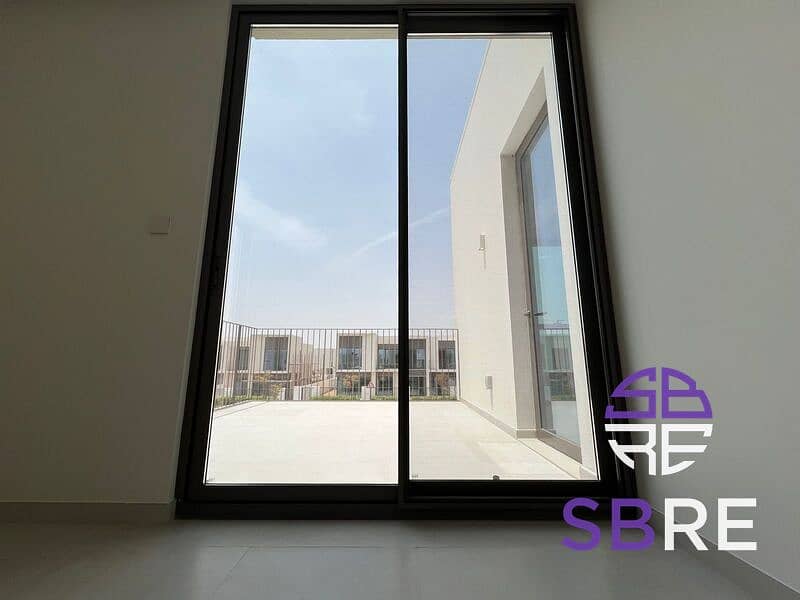 Next to Golden Beach | Secluded Corner Unit | Huge - Image 15