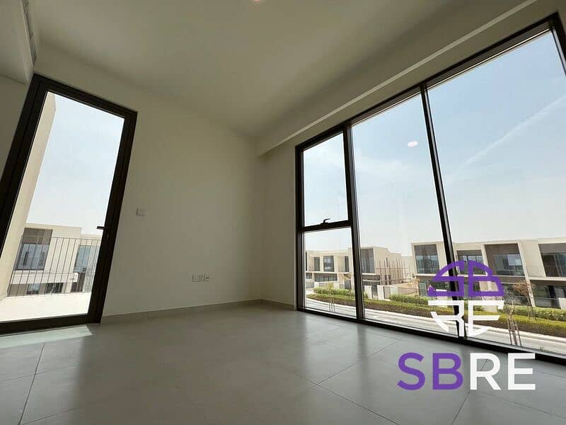 Next to Golden Beach | Secluded Corner Unit | Huge - Image 17