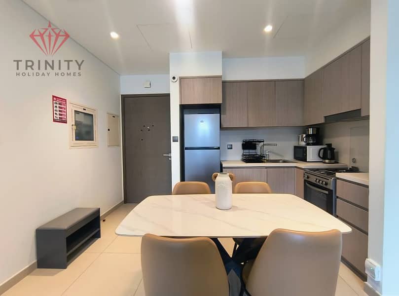 Special Stay Offer | Stylish 1BHK | Act One | Downtown Views | Balcony Access | Quick Move-In - Image 6