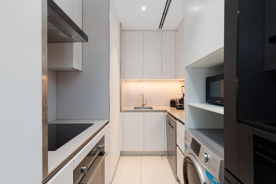 Modern 1BR w/ Marina View Balcony at Address JBR - Image 11