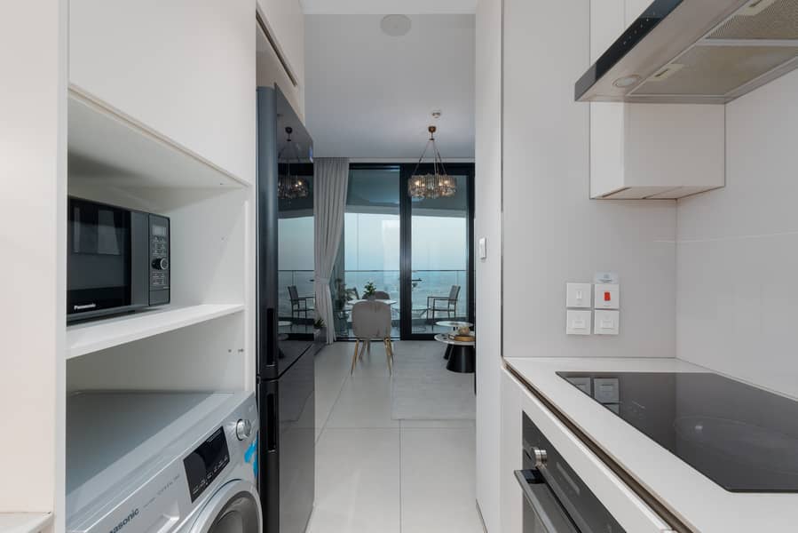Modern 1BR w/ Marina View Balcony at Address JBR - Image 12