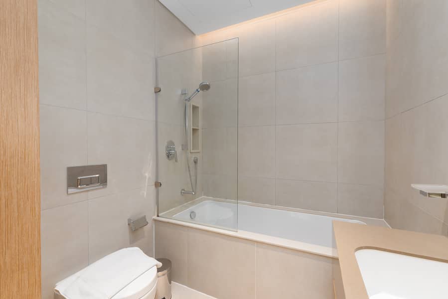 Modern 1BR w/ Marina View Balcony at Address JBR - Image 17