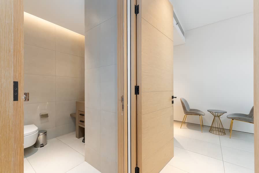 Modern 1BR w/ Marina View Balcony at Address JBR - Image 18