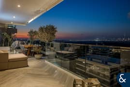 Penthouse | Magnificent Views | Upgraded
