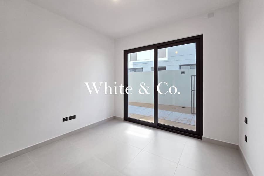 Exquisite Villa | Lagoon Views | 5 Bed - Image 7