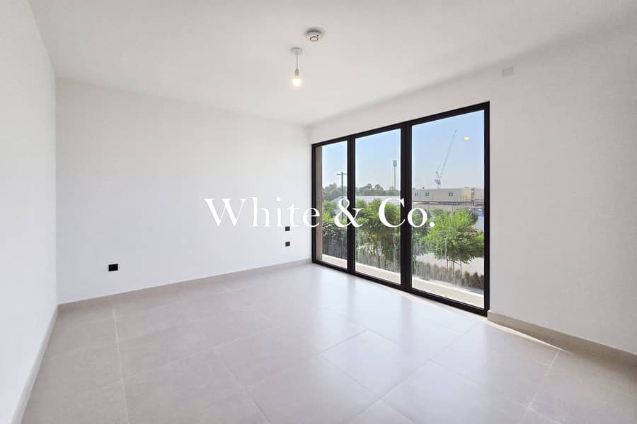 Exquisite Villa | Lagoon Views | 5 Bed - Image 14