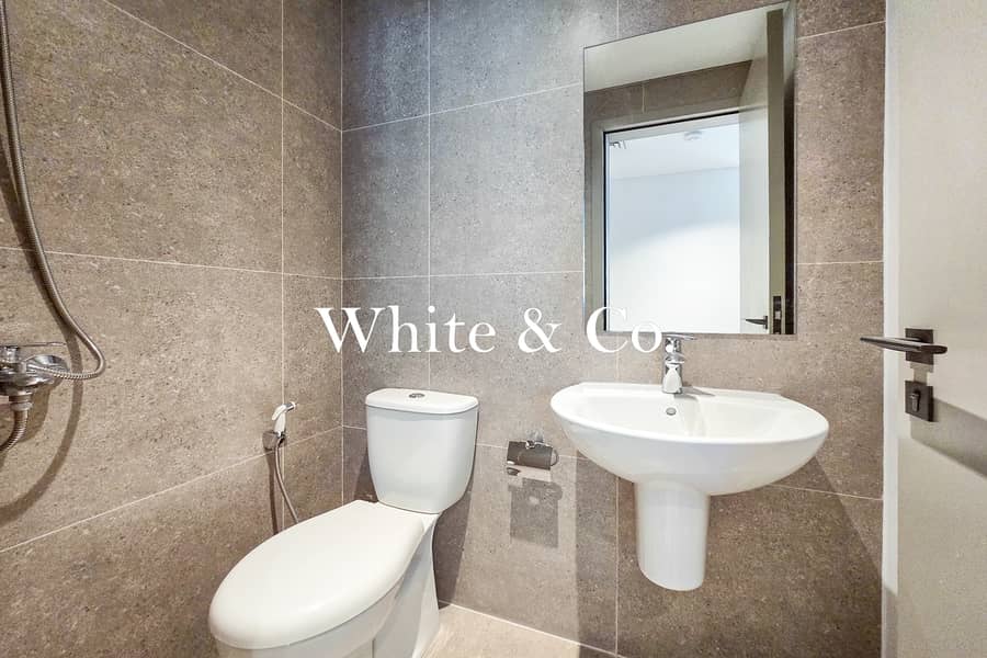 Exquisite Villa | Lagoon Views | 5 Bed - Image 9