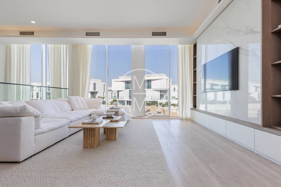 Corner unit | Lagoon View | Available November - Image 9