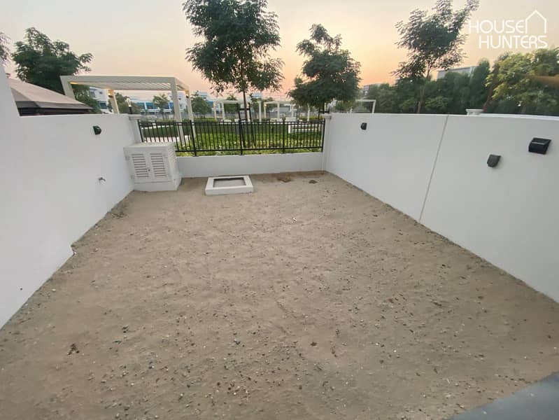 3 Bed Luxury Villa | Park Backing | Ready Now