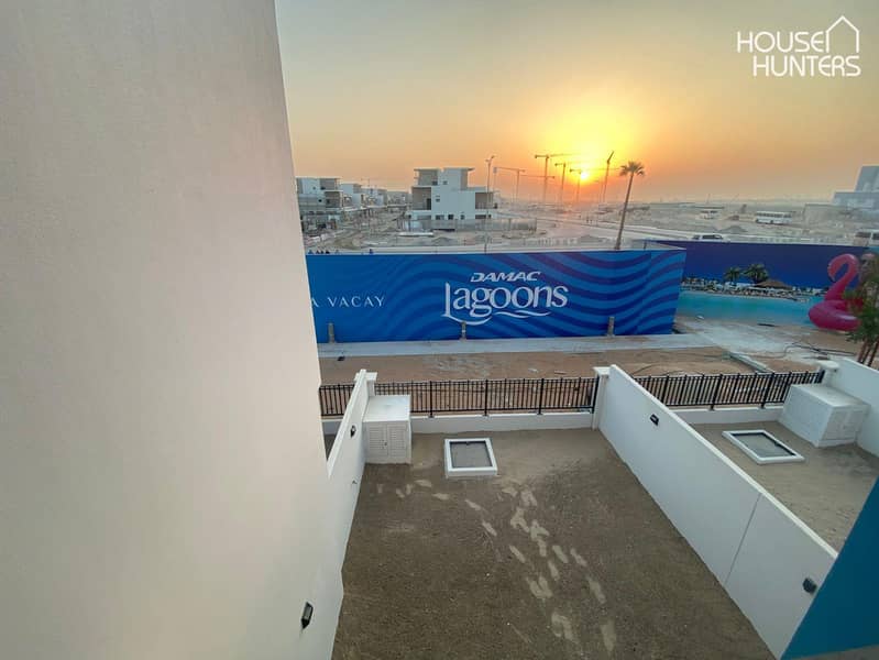 3 Bed Luxury Villa | Park Backing | Ready Now - Image 11