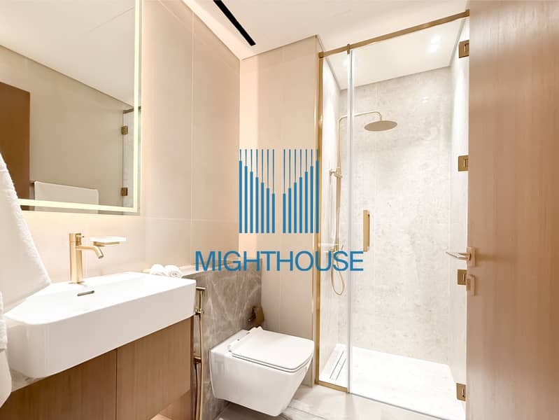 Dubai Trillionaire Living | Iconic Luxury 2BR | Burj Khalifa View - Image 13