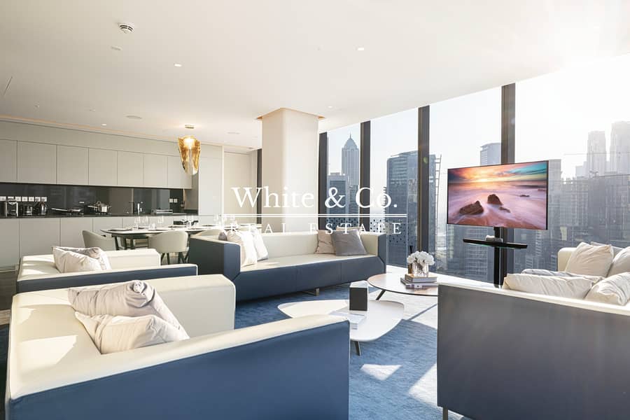 Ultra-Exclusive Duplex with Private Rooftop Pool | Vacant - Image 19