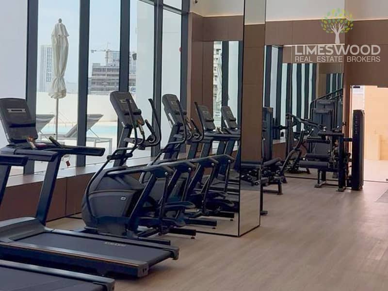 High Floor 1 Bedroom Apartment with Kitchen Appliances - Image 17