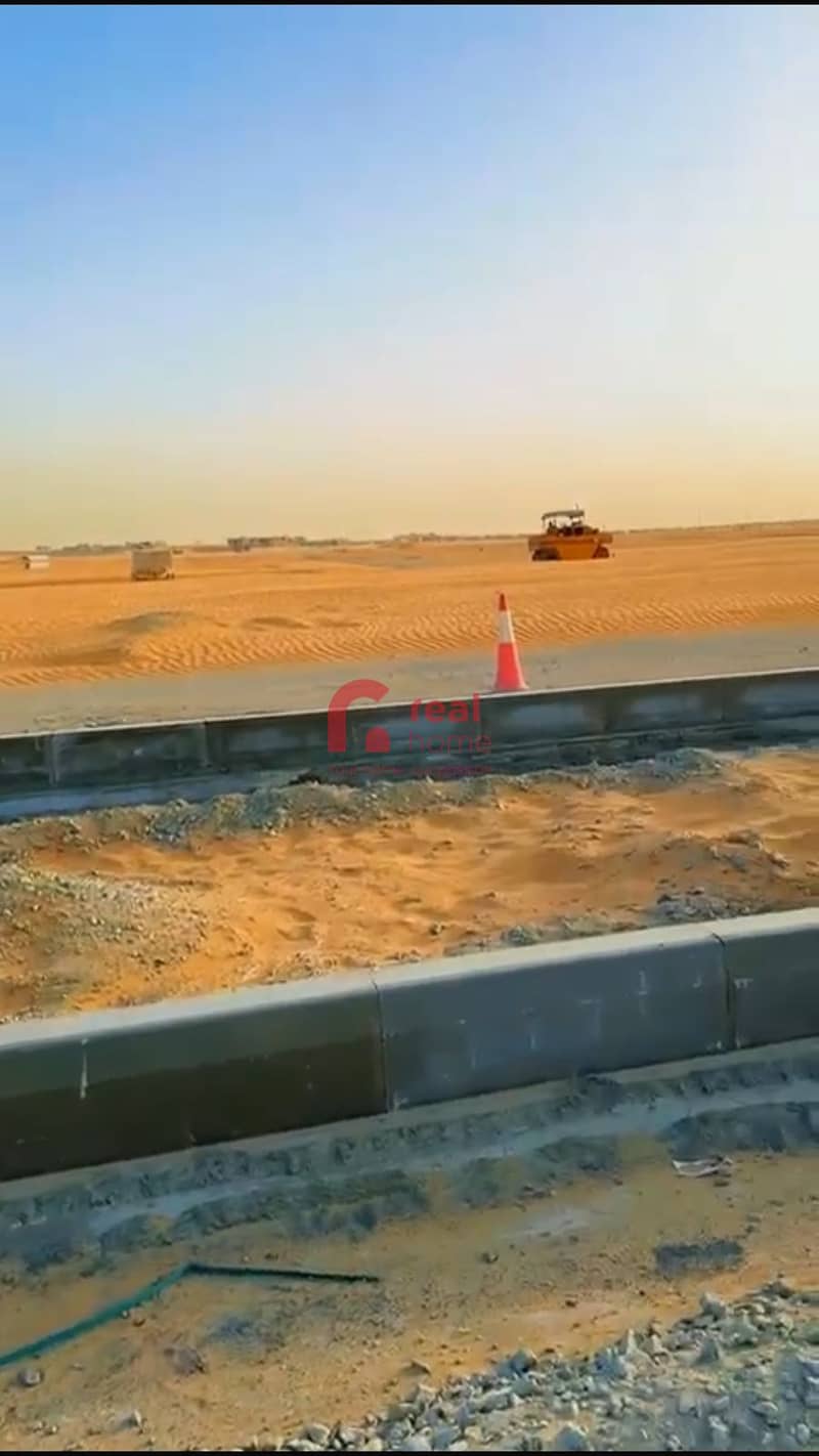 3 WhatsApp Image 2025-10-16 at 16.25. 07_498f673f. jpg