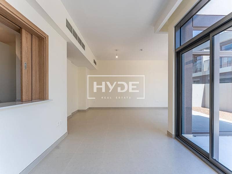 4 Ensuite Bed Villa | Beach Style Lagoon