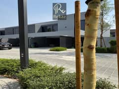 GATED COMMUNITY I SINGLE ROW I MAID ROOM