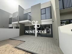 Hot Property | 3BR Townhouse Villa for Rent in Villanova | Green Belt Facing