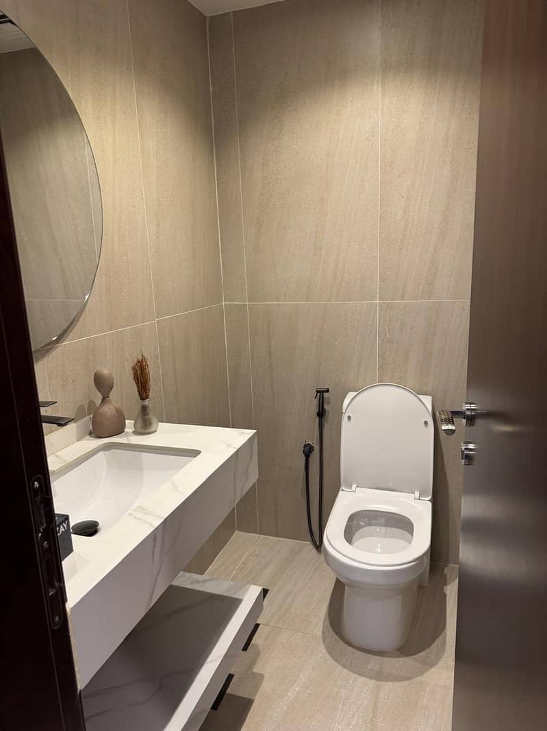 ***Rent to Own ***Luxurious 3-BR Townhouse | Yellow Villa | Ready to move in| - Image 7