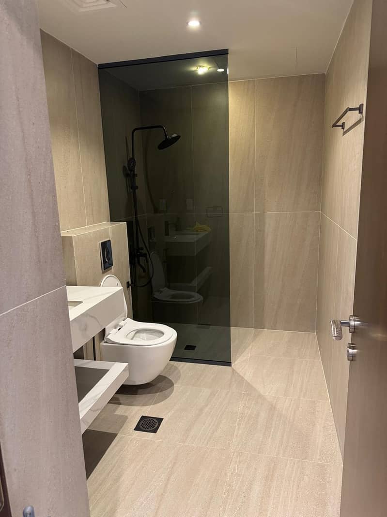 ***Rent to Own ***Luxurious 3-BR Townhouse | Yellow Villa | Ready to move in| - Image 16