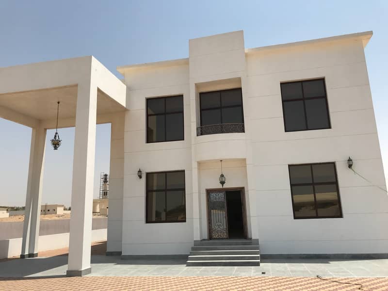 New and large villa first tenant in the area of Montazah oppiste al Hamidiya and Alraqeeb