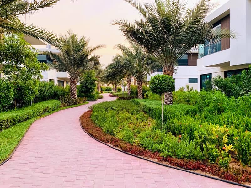 Brand New 4BR+ Maids Room Villa | Al Jafiliya | AED 195,000