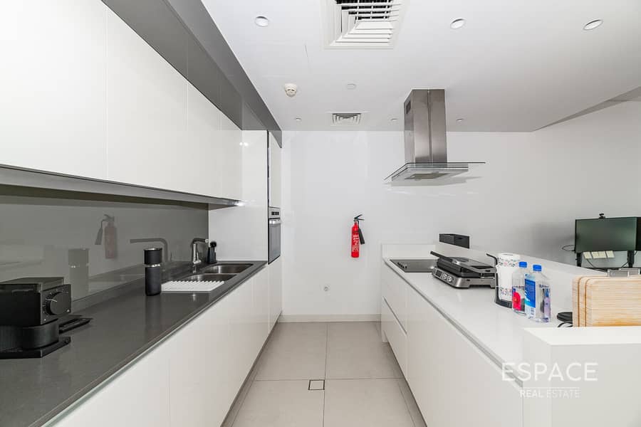 Best ROI | Sea Views | High Floor - Image 6