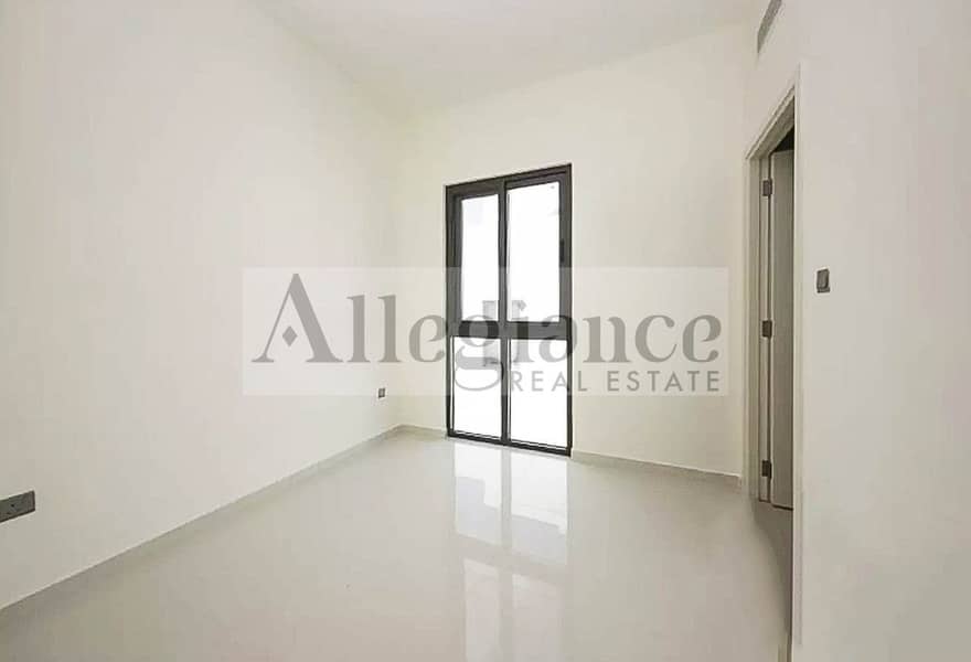 Excellent Condition | Close to Community Centre - Image 9