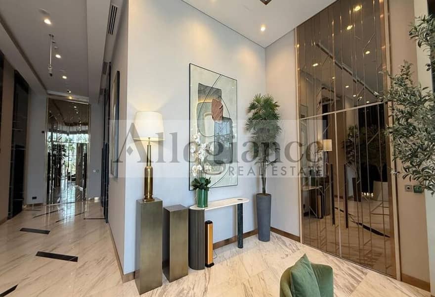 Golf View | Away From Construction Site | Spacious - Image 12