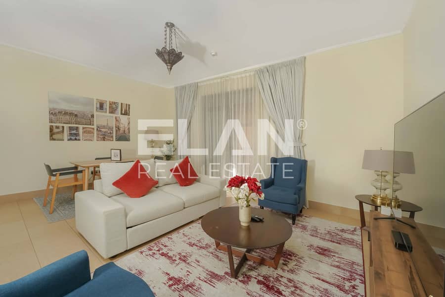 Spacious Unit | Pool View | Fully Furnished - Image 11