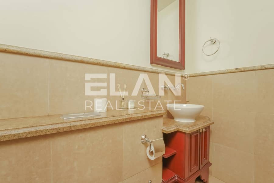 Spacious Unit | Pool View | Fully Furnished - Image 13