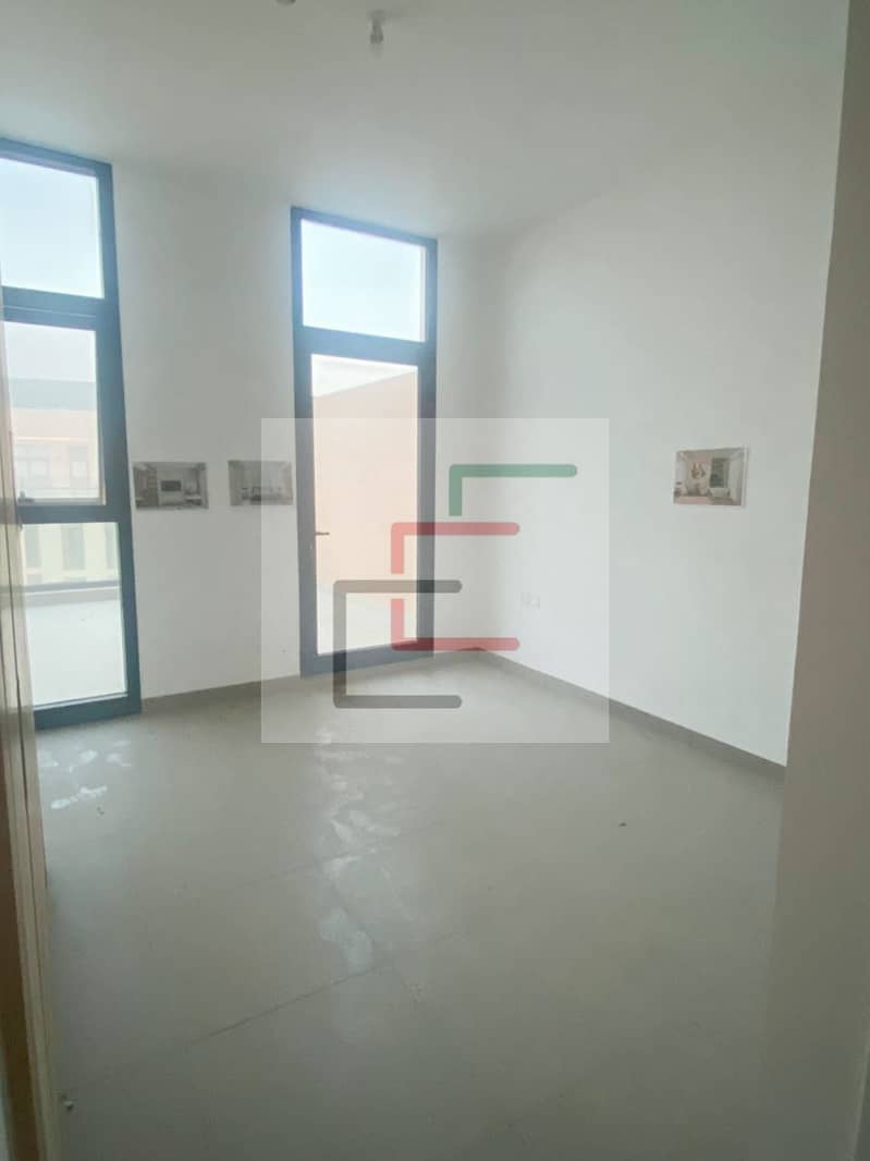 2 Room. jpg